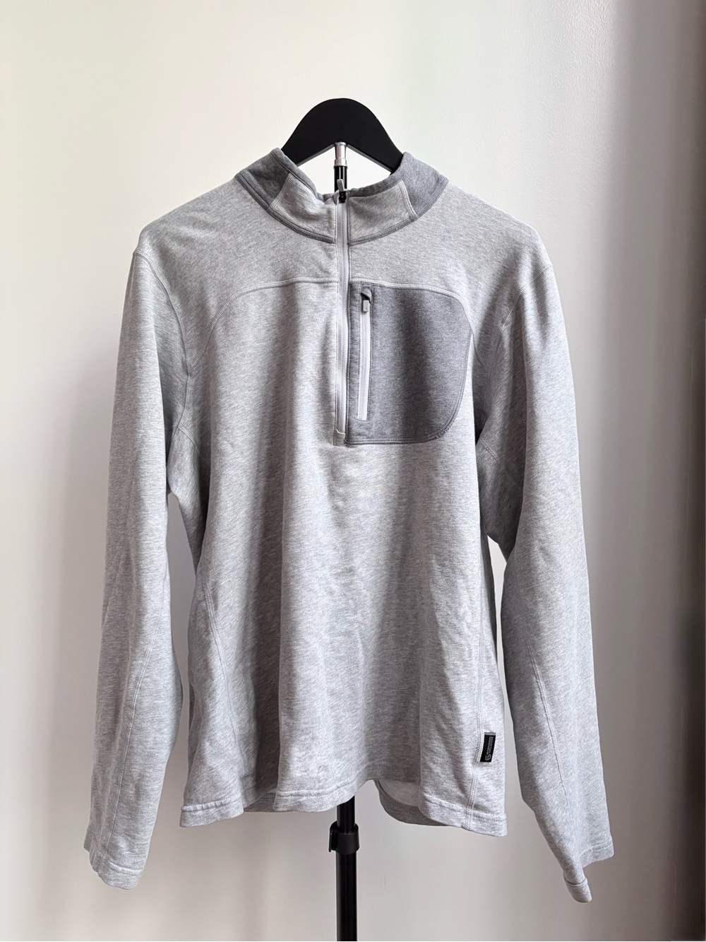 Mountain Hardwear Men’s Quarter Zip Pullover | Gray Outdoor Minimalist